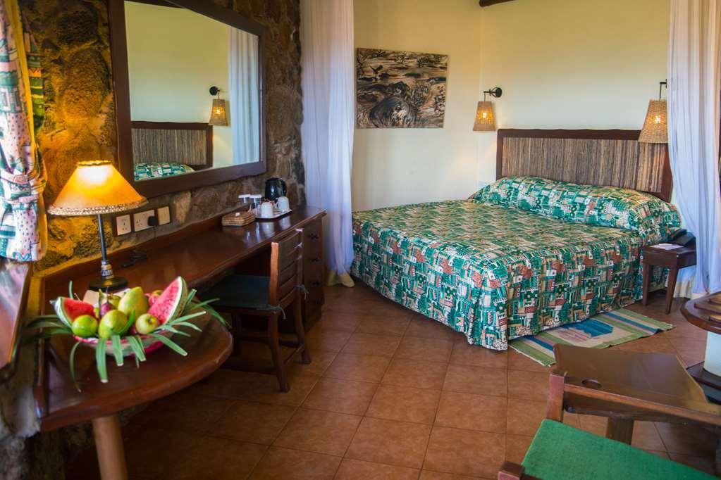 Kilaguni Serena Safari Lodge Tsavo Room photo