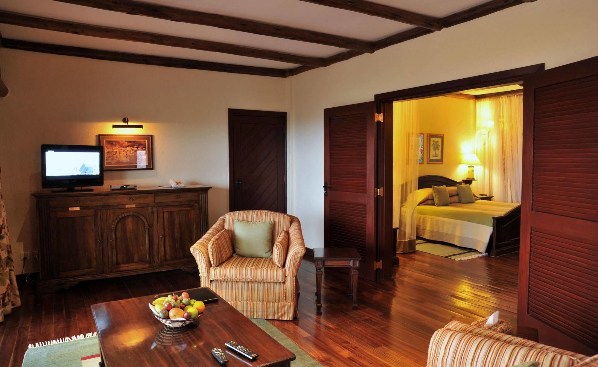 Kilaguni Serena Safari Lodge Tsavo Exterior photo
